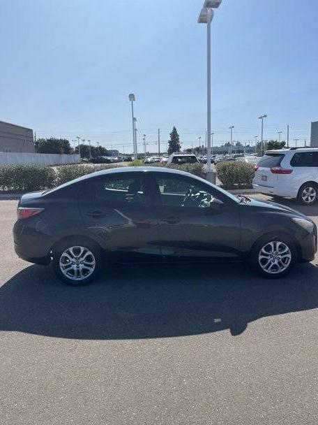 TOYOTA SCION IA 2016 3MYDLBZV4GY142923 image